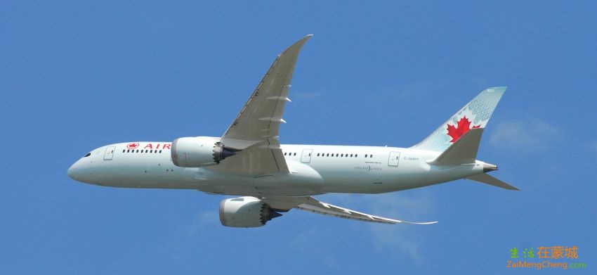 Air_Canada_Boeing_787-8_Dreamliner_-_C-GHPT-802_-_Flight_AC616_from_YYZ_to_YHZ_(.jpg