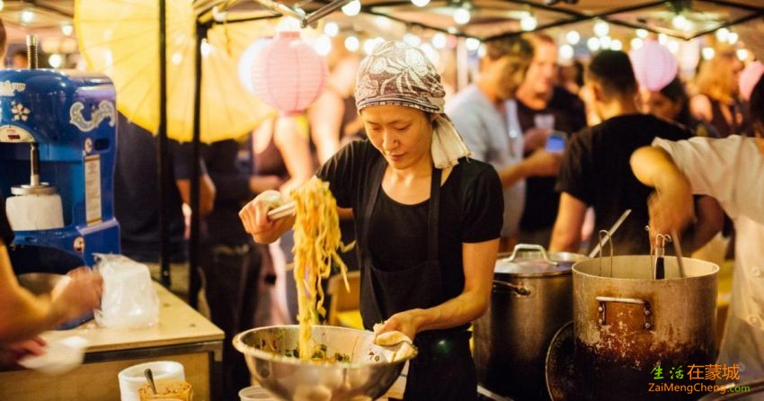 un-mega-festival-de-bouffe-de-rue-japonaise-aura-lieu-tout-le-week-end-montreal-449155.jpg