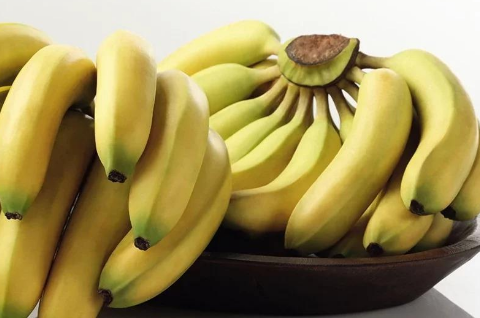 买香蕉要选直的还是弯的？果农分析：别挑错了-1.png