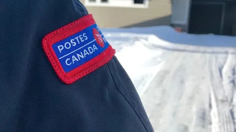 加拿大邮局Canada Post员工偷走价值万多的包裹，被逮捕-2.jpg
