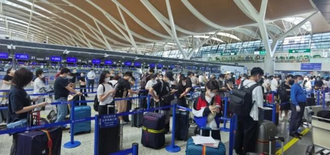 中国留学生提前百日定高价赴美航班，出发遭取消-3.jpeg