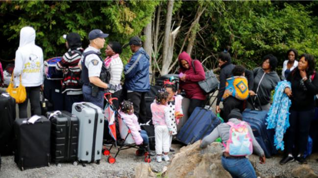 加拿大边境拦截1.6万越境者，难民庇护申请上升-1.png