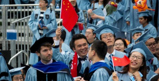 美国留学生数据：中国仍是主力 小留学生增多-1.png