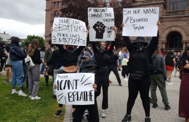 加拿大多个城市举行反种族主义示威游行-1.jpg