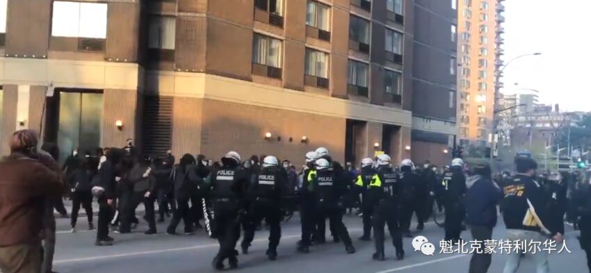 蒙特利尔​再举行反宵禁大游行，大批警员出动，多人被捕-8.jpg