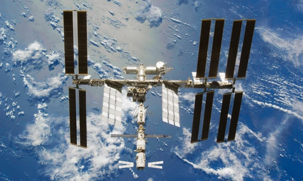 国际空间站出意外 宇航员失联11分钟-1.png