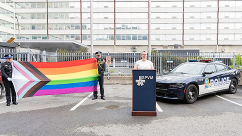 警局升起彩虹旗，蒙特利尔骄傲大游行今年又回来了-1.jpg