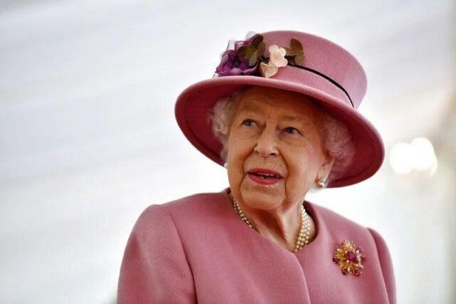 全票通过！英国女王不再是这国元首了-1.jpg
