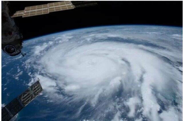 上帝视角目睹天灾 法国太空人：看见地球的脆弱-1.jpg