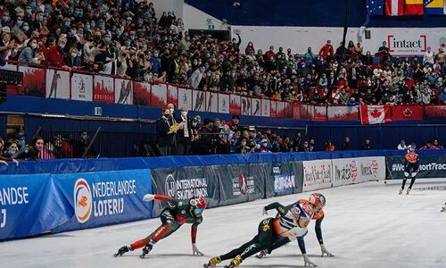 蒙特利尔举行短道速滑世界杯大赛！中国队参加