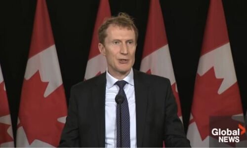 加拿大政府宣布！两类移民项目暂停、收紧