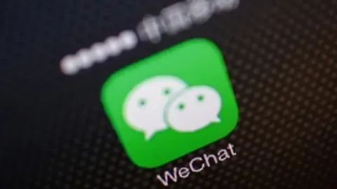 突发！蒙特利尔康大 禁止使用微信升级