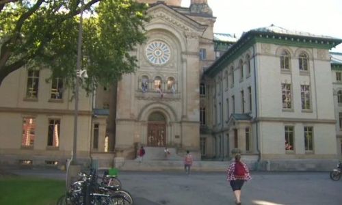 应对96号法案 蒙特利尔这些学校都有了方法 预计入学人数将要大涨 ...