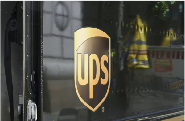 魁省UPS员工涉嫌偷走大批包裹 被逮捕