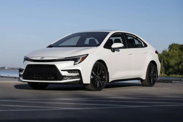 方向盘有问题 Toyota丰田多款畅销车型正在被召回